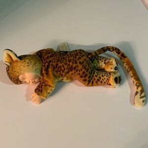 2000 Anne Geddes Sleeping Baby Leopard.